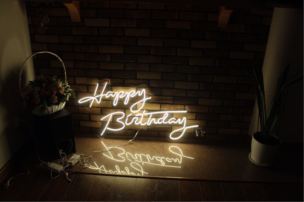 Neon flex „Happy Birthday”