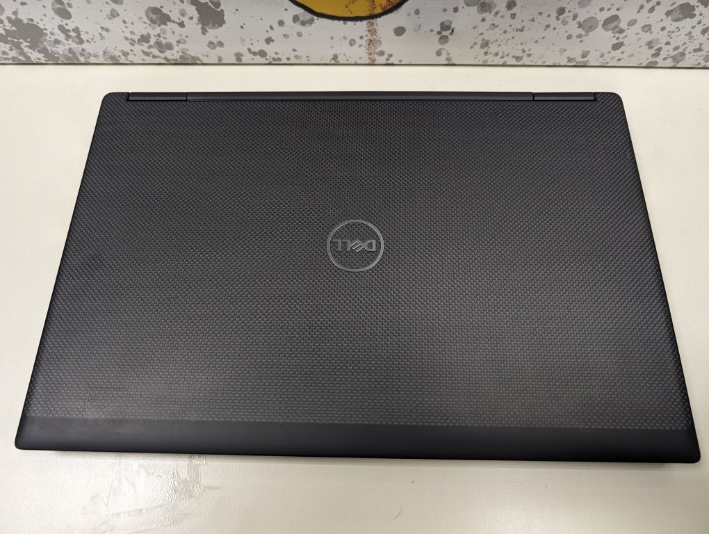 17,3  Ноутбук Dell Precision 7730: Найвищий рівень продуктивності