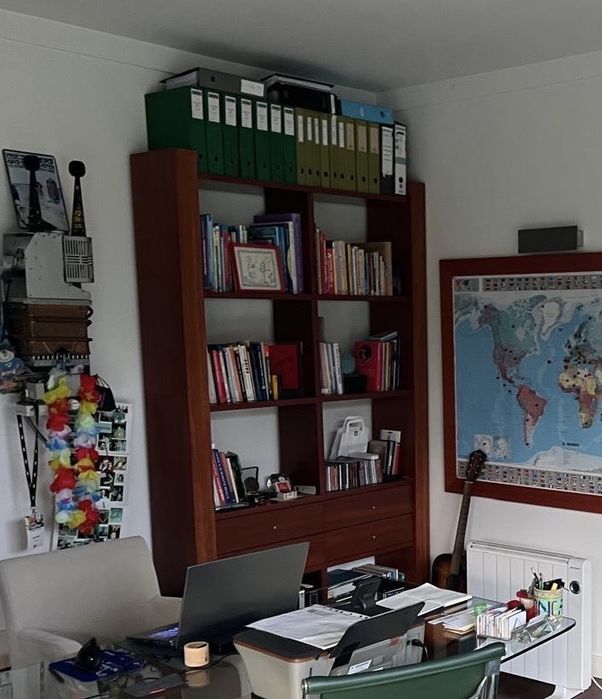 Movel em madeira maçica