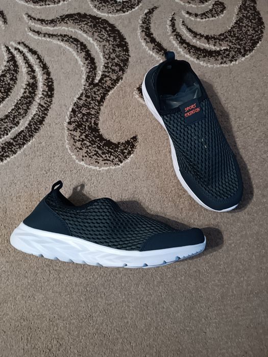 Чоловіче взуття на літо. 46 розмір.