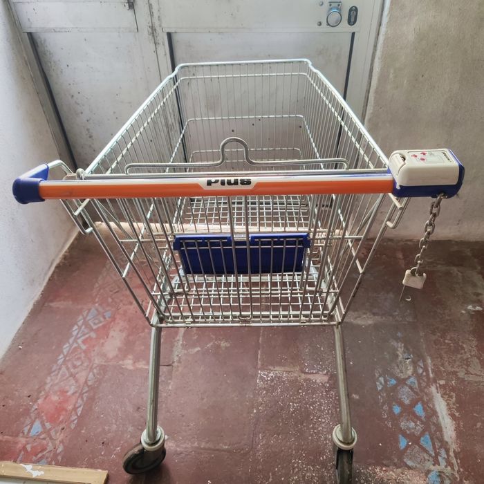 Carrinho compras de arame