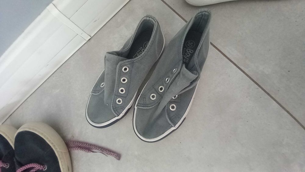 Buty rozmiar 30 polecam
