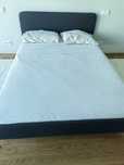 SLATTUM
Estrutura de cama estofada
