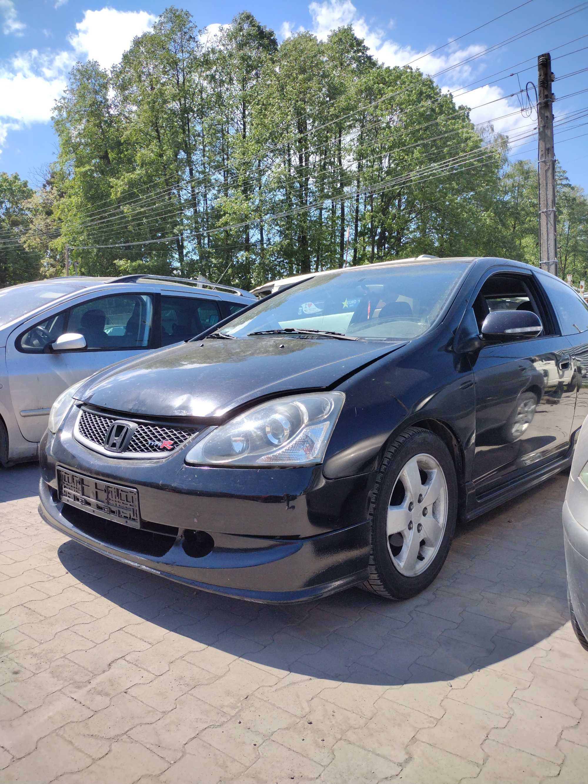 Honda Civic VII hatchback na części 2004r