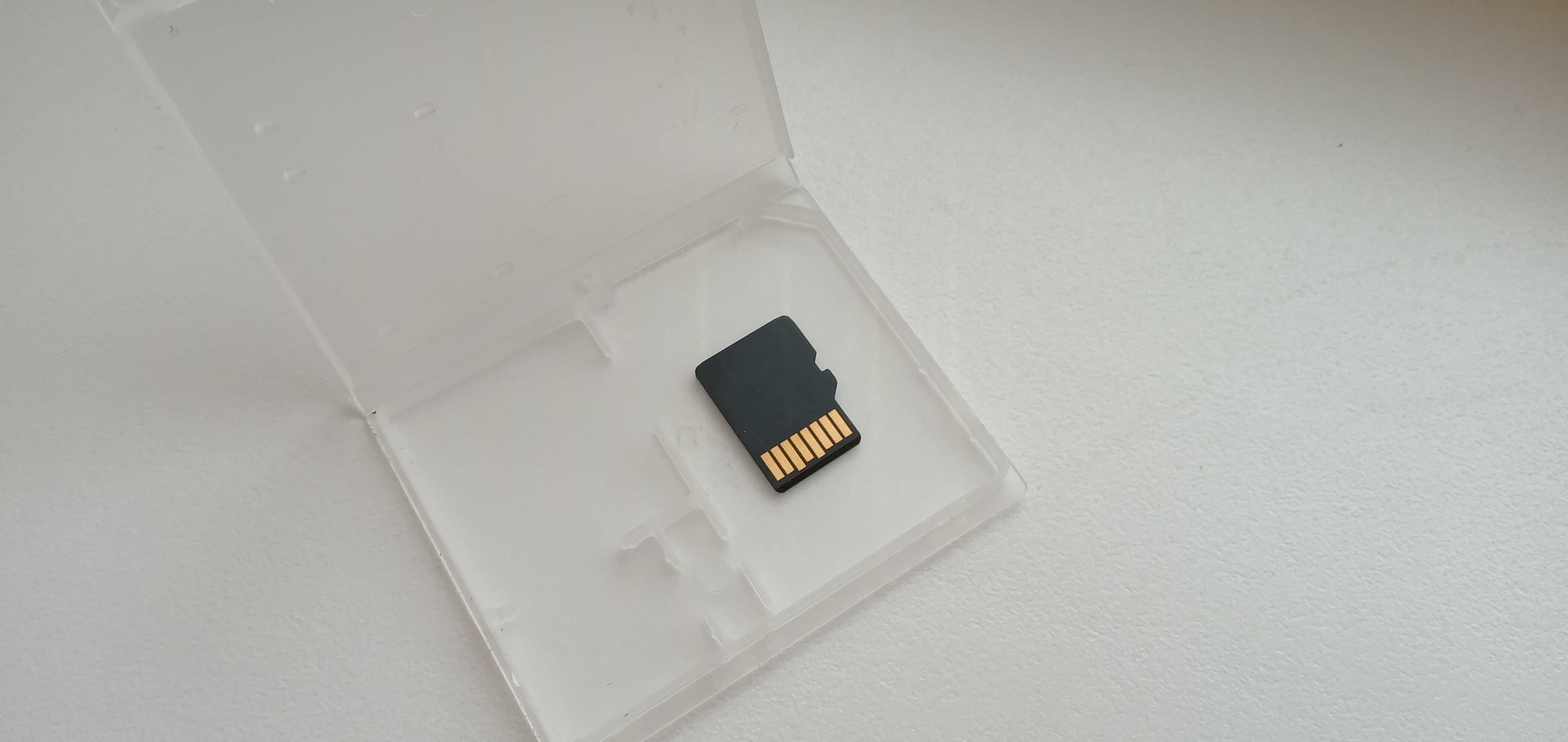 Карта памяти micro SD Kingston 128 Gb.