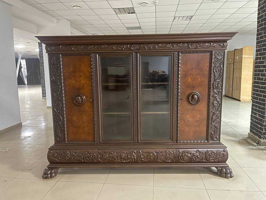 Ремонт дверей,реставрация столярных изделий.(мебели)