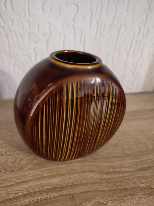 Okrągły wazon Pruszków porcelit