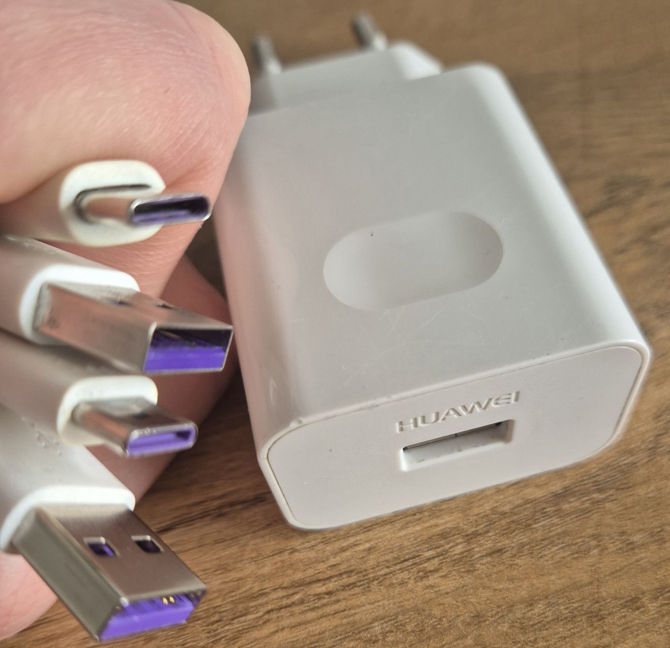 Ładowarka Huawei Supercharge + kabel 2m + kabel 1m