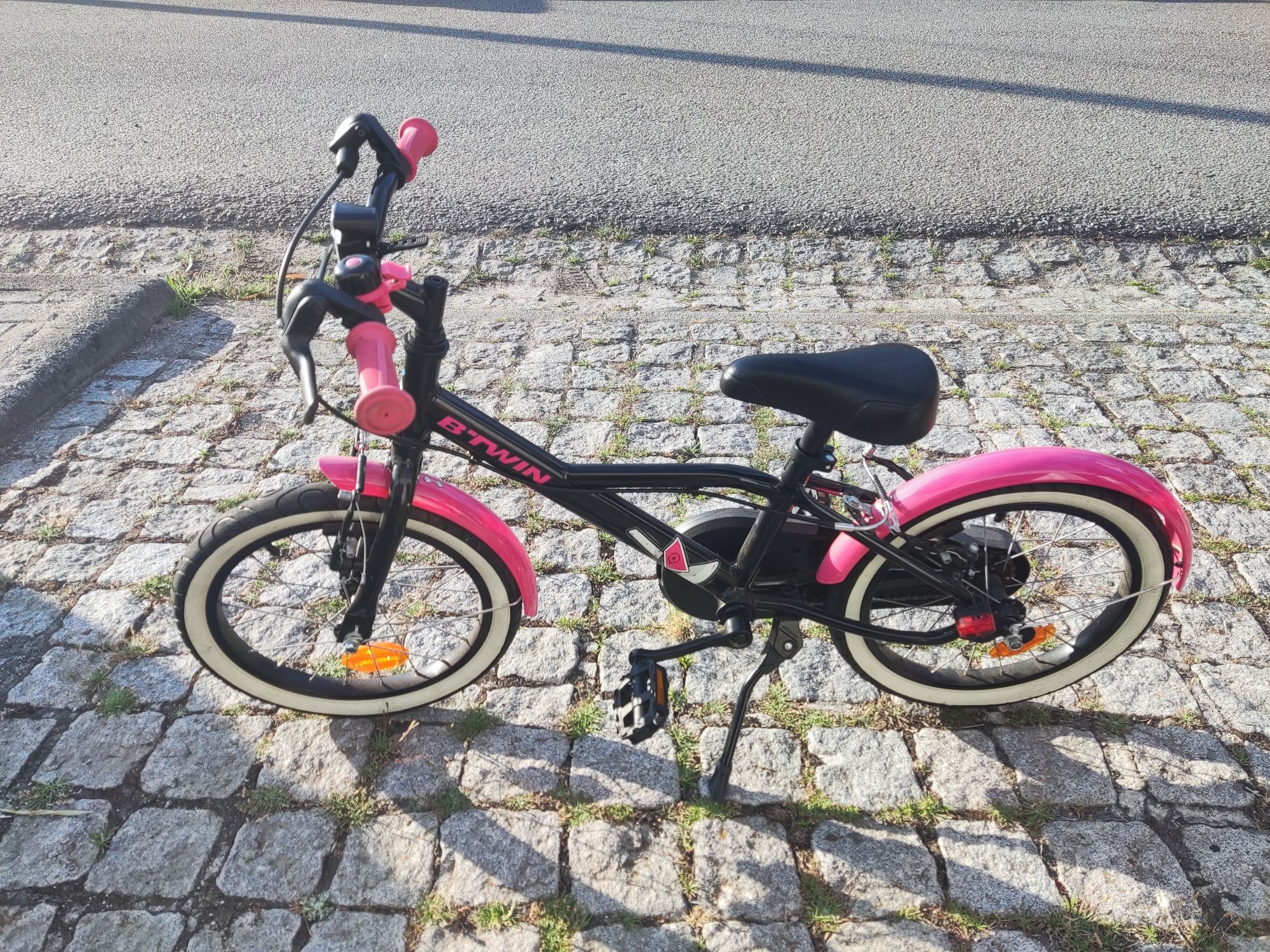 Bicicleta menina