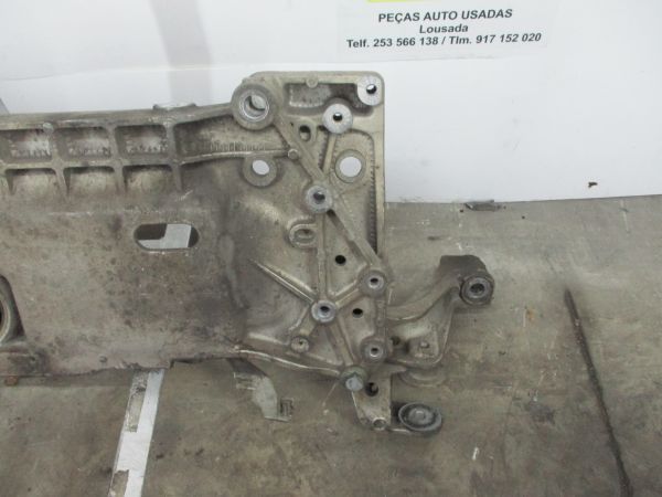 Charriot frente AUDI A3 (8L1)