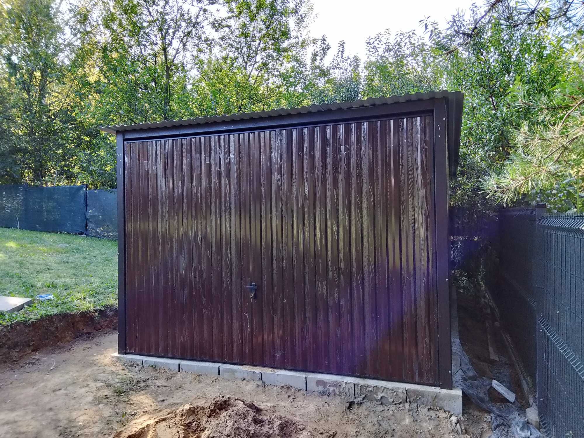 Garaż blaszany 3x5 Kolor