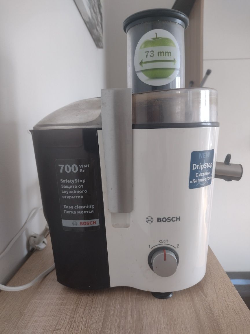 Sokowirówka Bosch (W 700)
