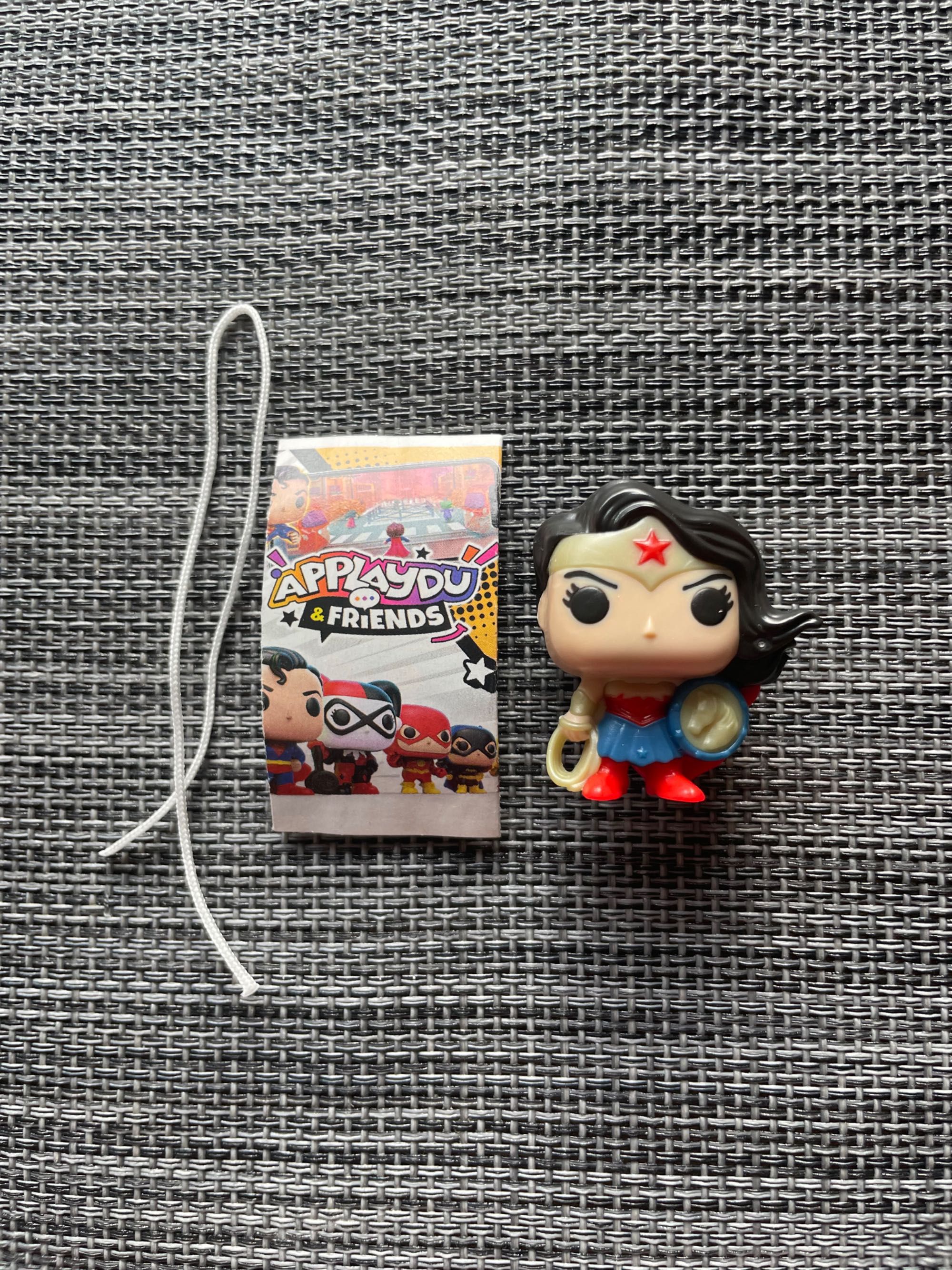 Wonder Woman Superwoman figurka Kinder Joy DC