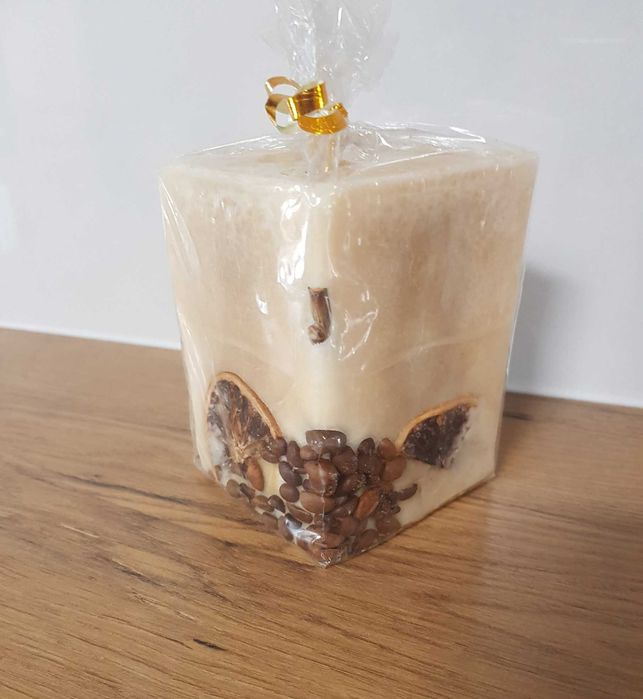 Świeca zapachowa z ziarnami kawy