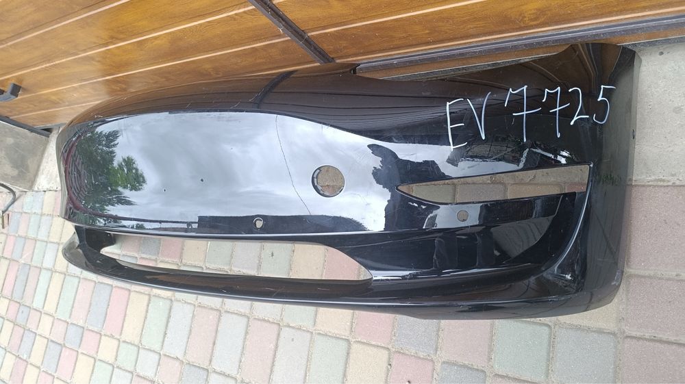 Бампер передній tesla model 3 ev7725