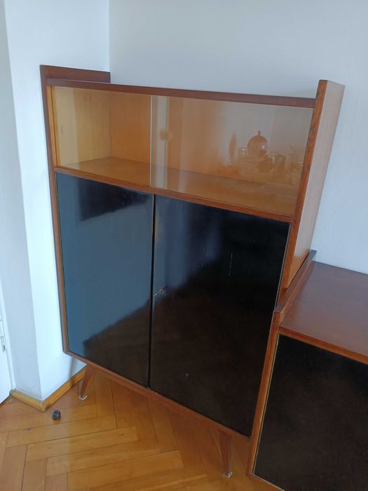 Biblioteczka serwantka witryna komoda zadbane Lejkowski Leśniewski PRL