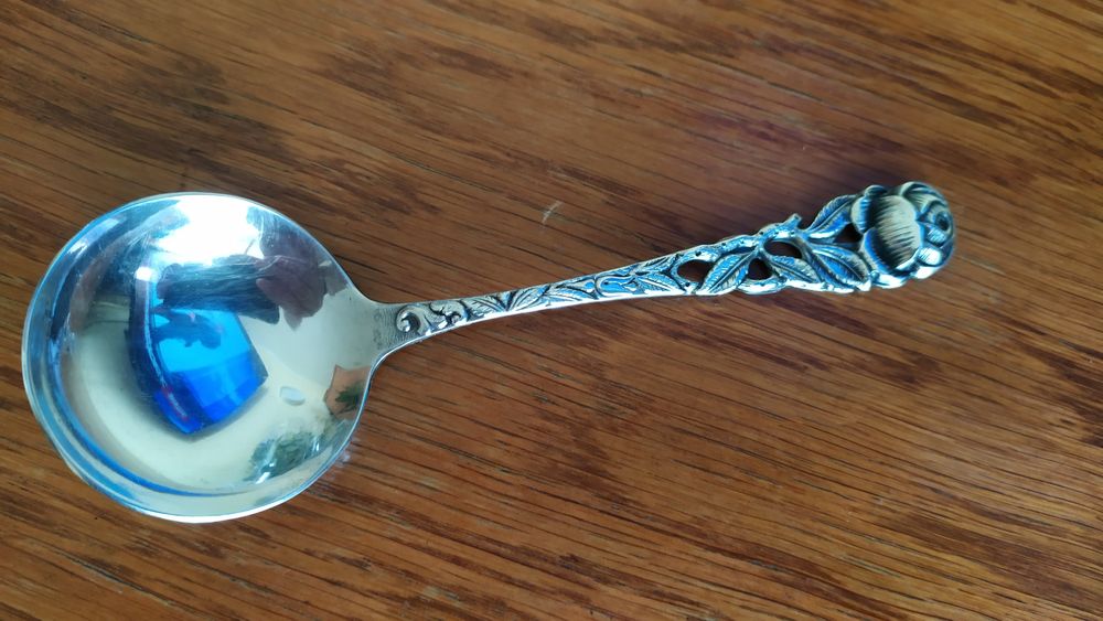Srebrna łyżeczka do cukiernicy