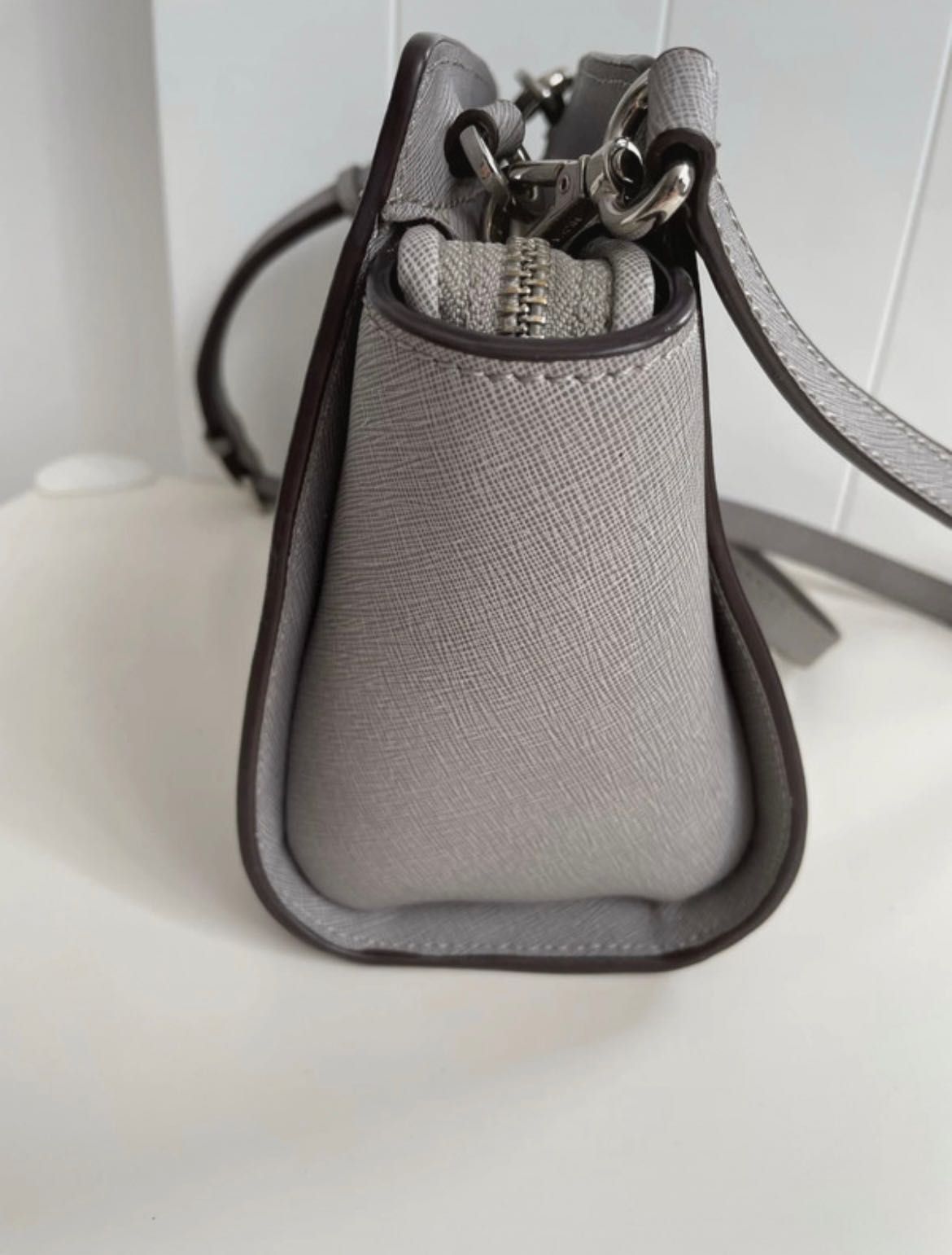 Michael Kors Selma Mini Grey saffiano