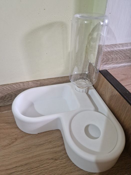 Миска поилка для котов, маленьких собак