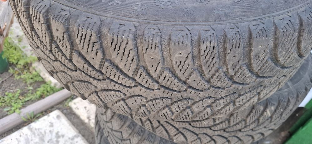 Шини та диски 195/65 r 15