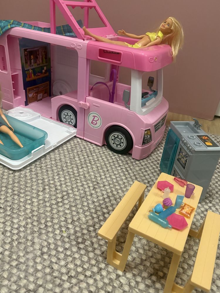 Barbie Kamper 3w1