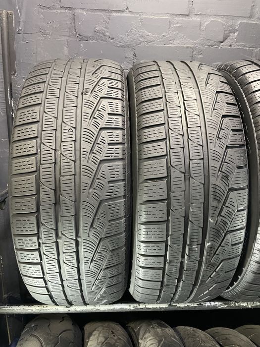 4шт 235/50 R19 Pirelli Sottozero Winter 240 serie2