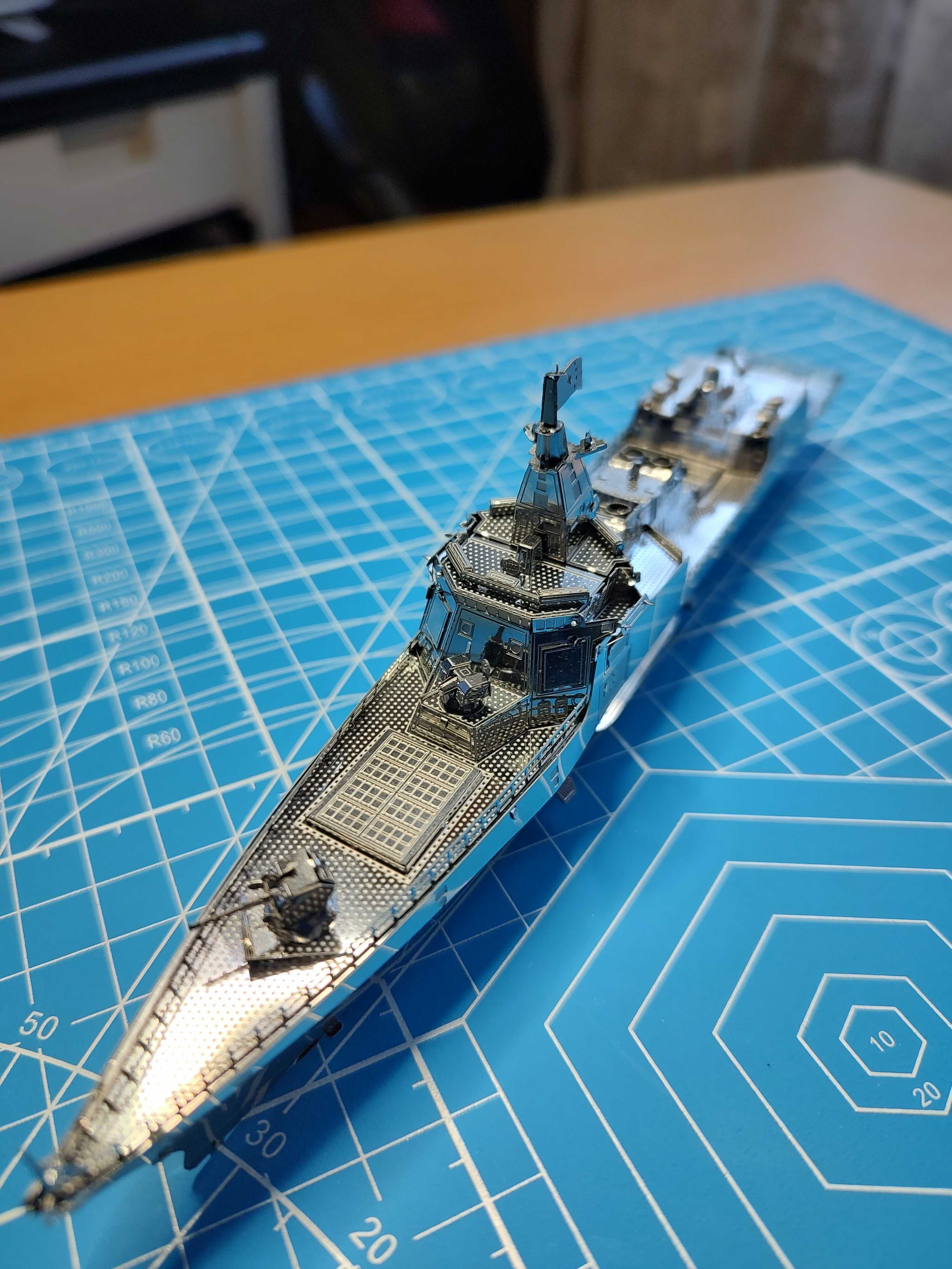 Chiński Type 055 Renhai Metalowy model 3D gotowy 1:800