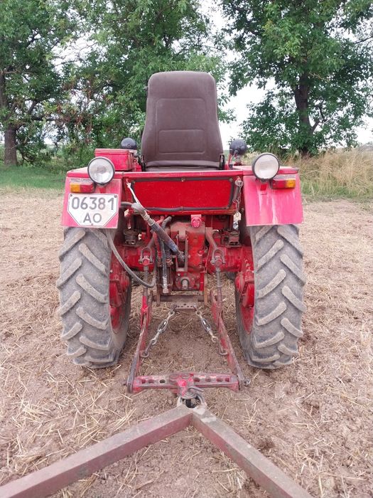 Продам трактор т25