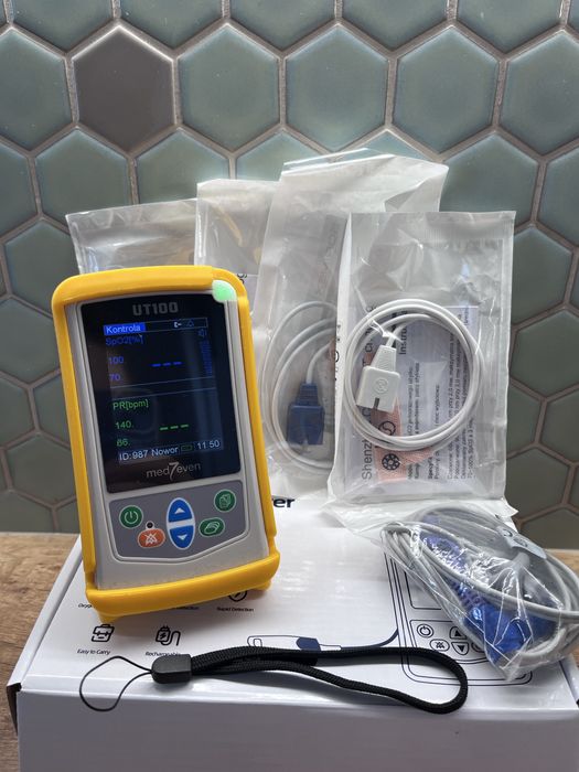 Pulsoksymetr Med7even UT100 sprawny gwarancja do 2026 plus czujniki