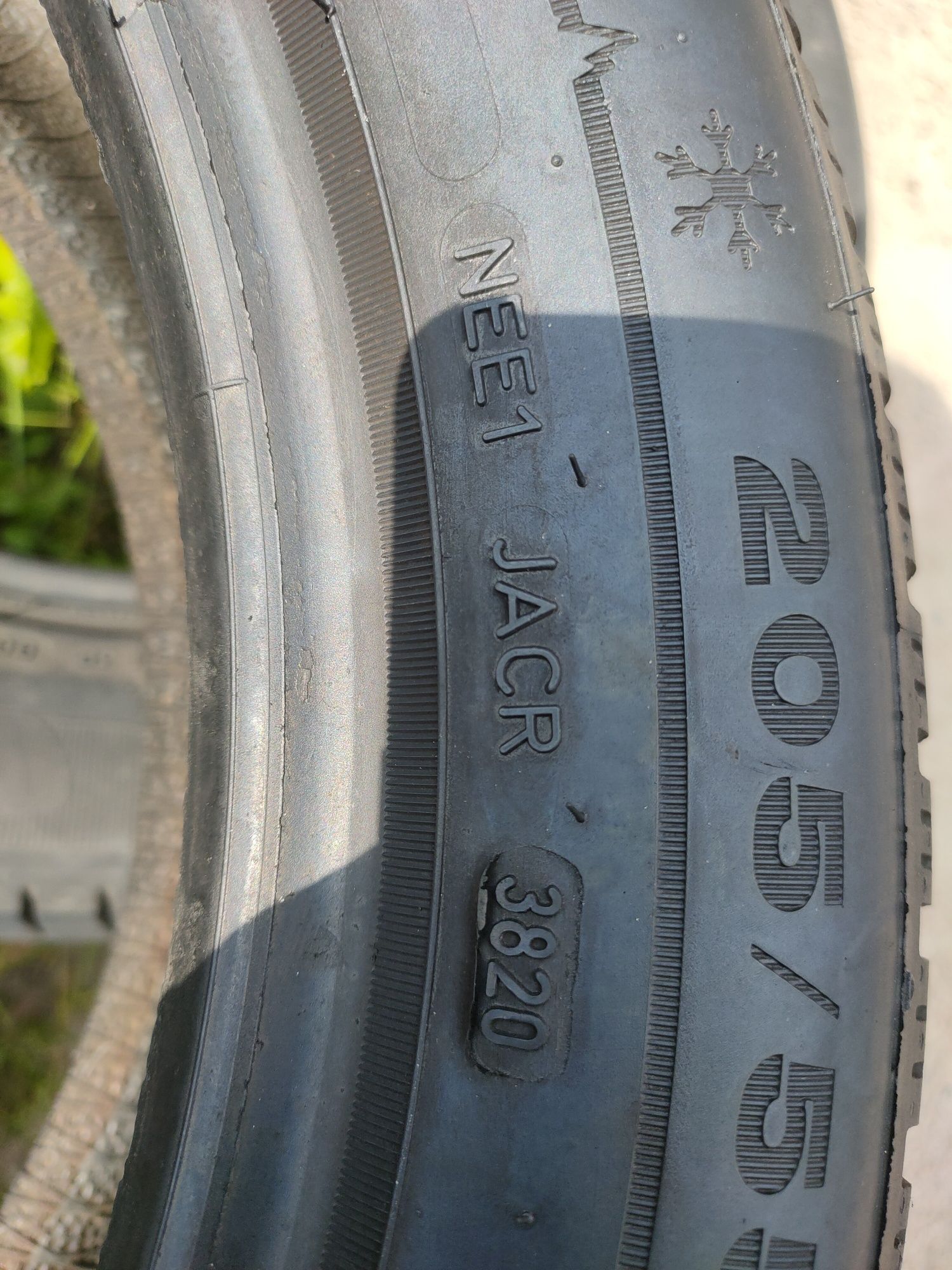 594 1x205/55R17 95V Dunlop WinterSport 5 2020r 8mm FAKTURA ADIGO