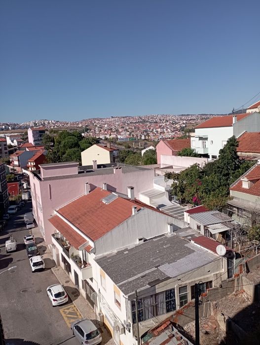 *Quartos para arrendamento*