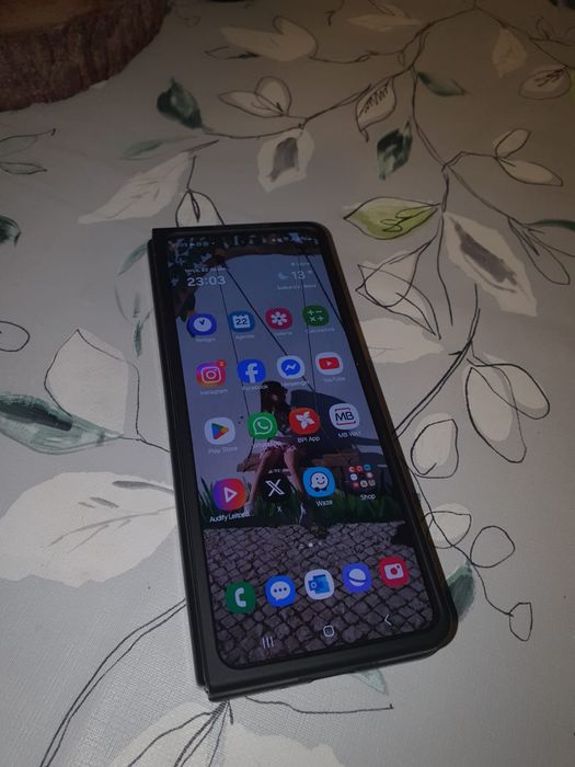 Samsung fold 4 12Gb Ram 512Gb