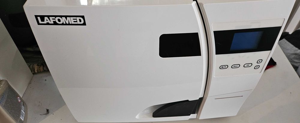 Autoklaw Lafomed Premium Line 23L LFSS23AA LCD z Drukarka Na Gwarancji