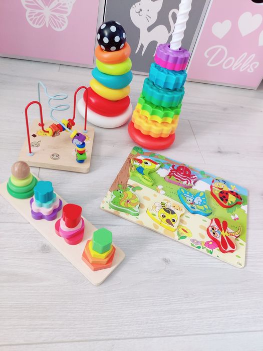 Розвивальні Іграшки на 1-3 роки: пірамідки, пазли, мозайка, лабіринт