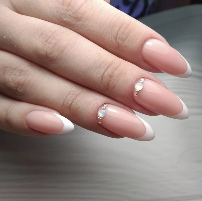 Манікюр/нарощення. Лівий берег. Якісно і безпечно