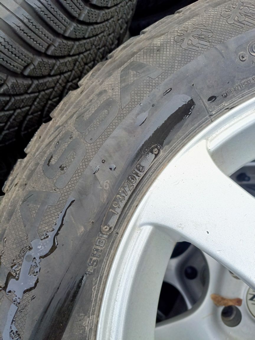 Koła zimowe 5x114,3 215/65/16 Kia Hyundai Mitsubishi Nissan Dacia