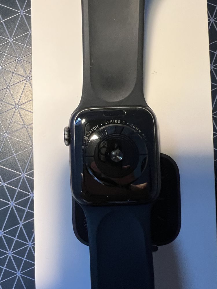 Zegarek Apple watch 5