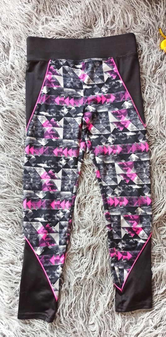 3szt Legginsy sportowe 7/8 różne r. 128