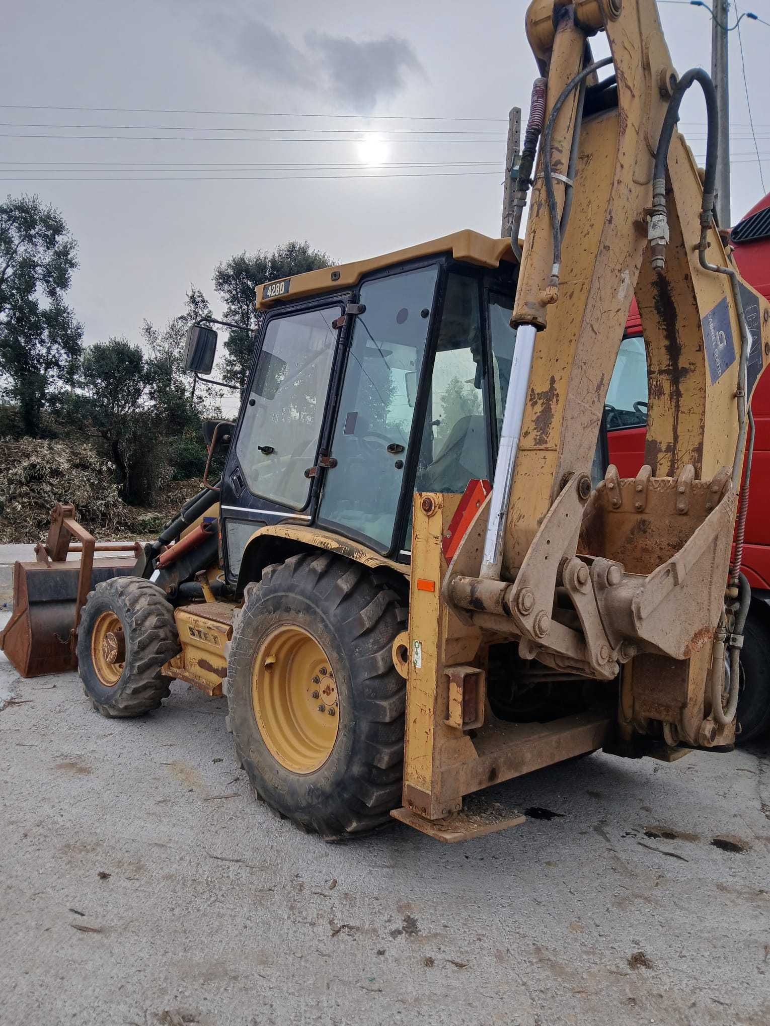 Retroescavadora Industrial CATERPILLAR 428D