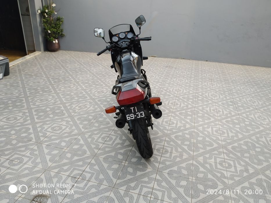 Vendo Yamaha XJ600
