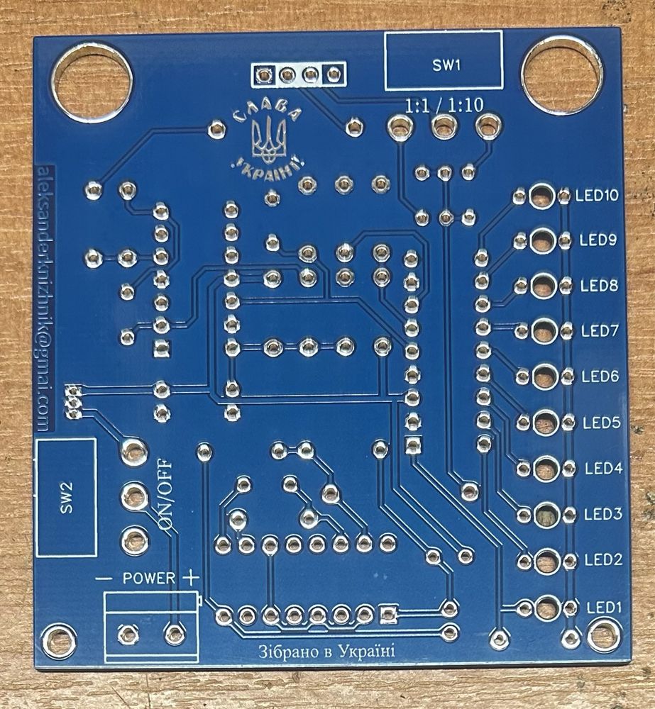 Прибор для перевірки ESR Мастеркіт NM8032  (Masterkit NM8032)