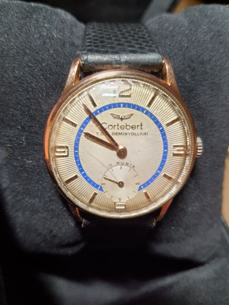 Cortebert vintage gold