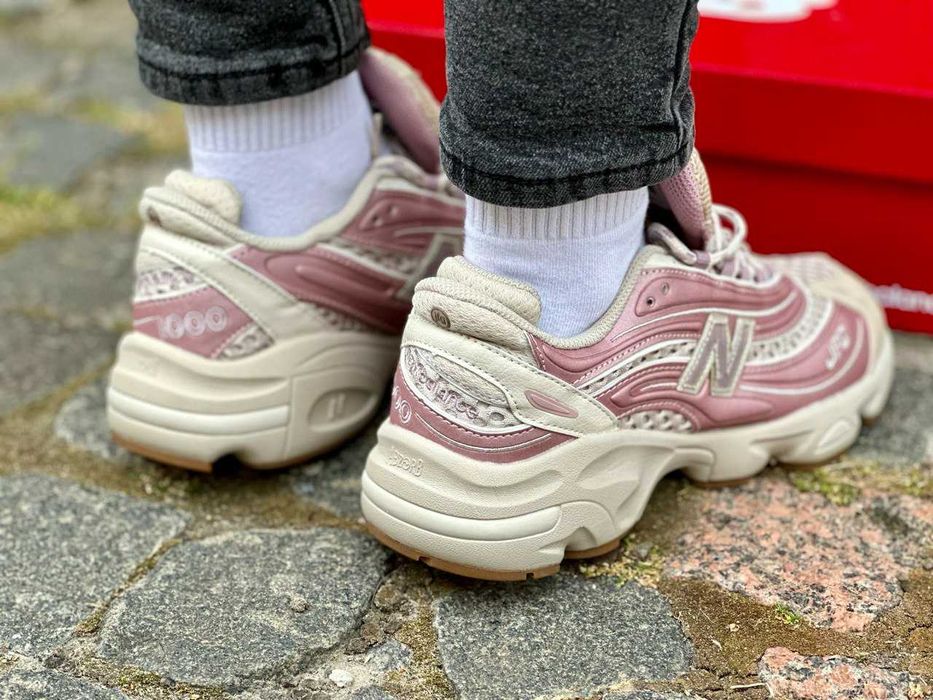 кросівки Joe Freshgoods x New Balance 1000 'Pink Mink' ретро класика