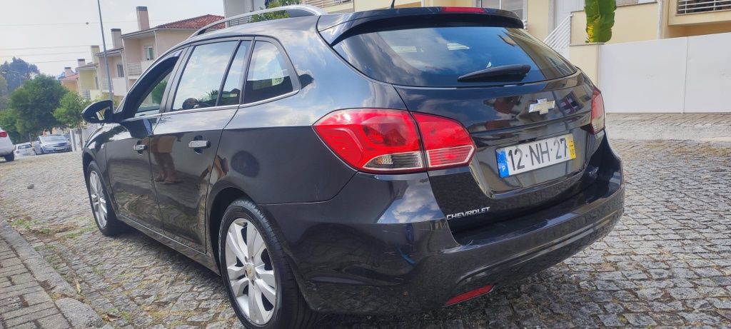 Chevrolet Cruze SW 2012