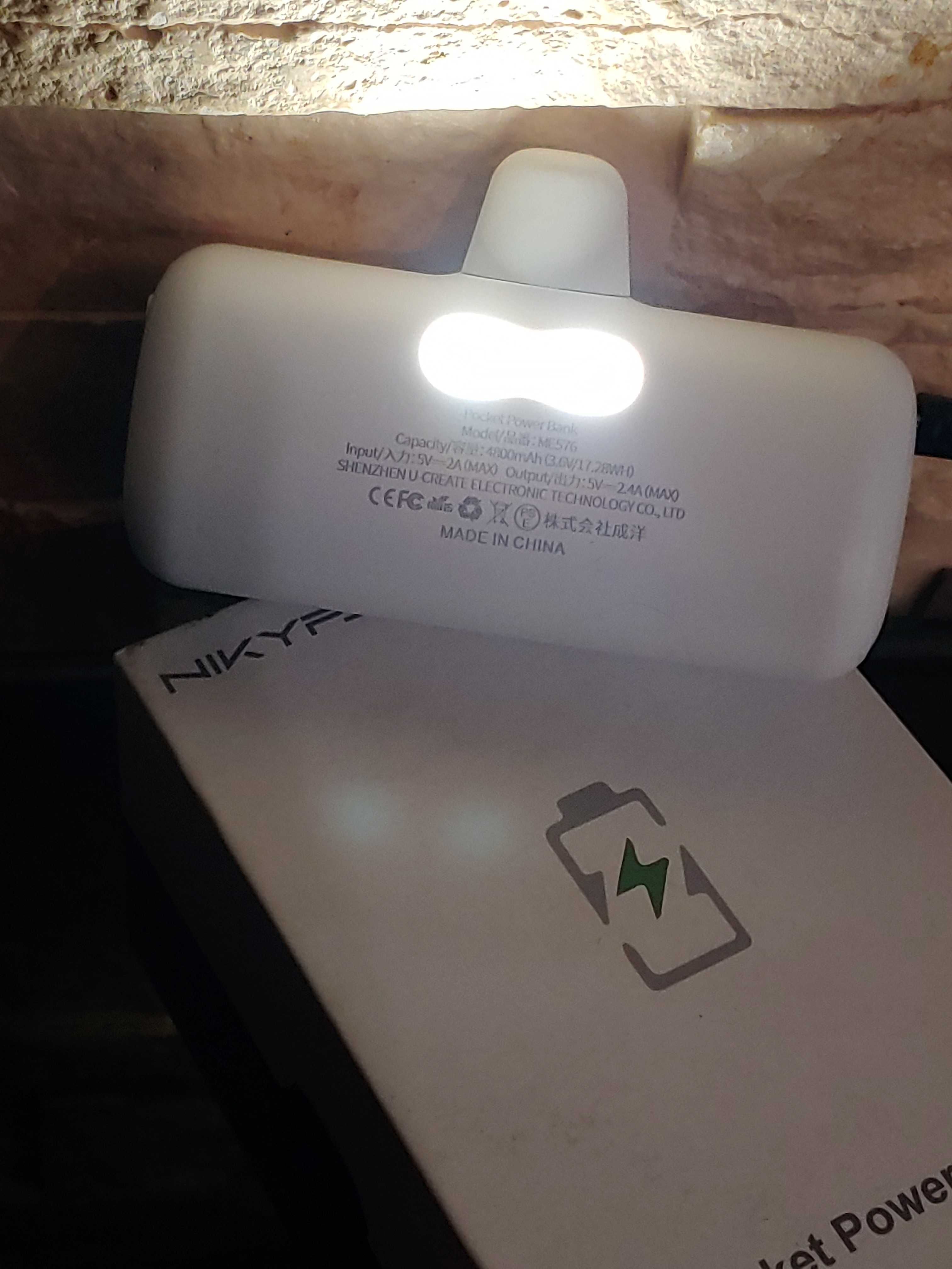 NIKYPJ Powerbank с дисплеем 4800 мАч, разъем Lightning