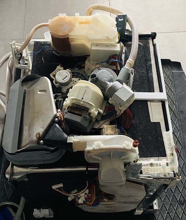 Циркуляционный насос помпа двиг посудомоечной машины bosch siemens