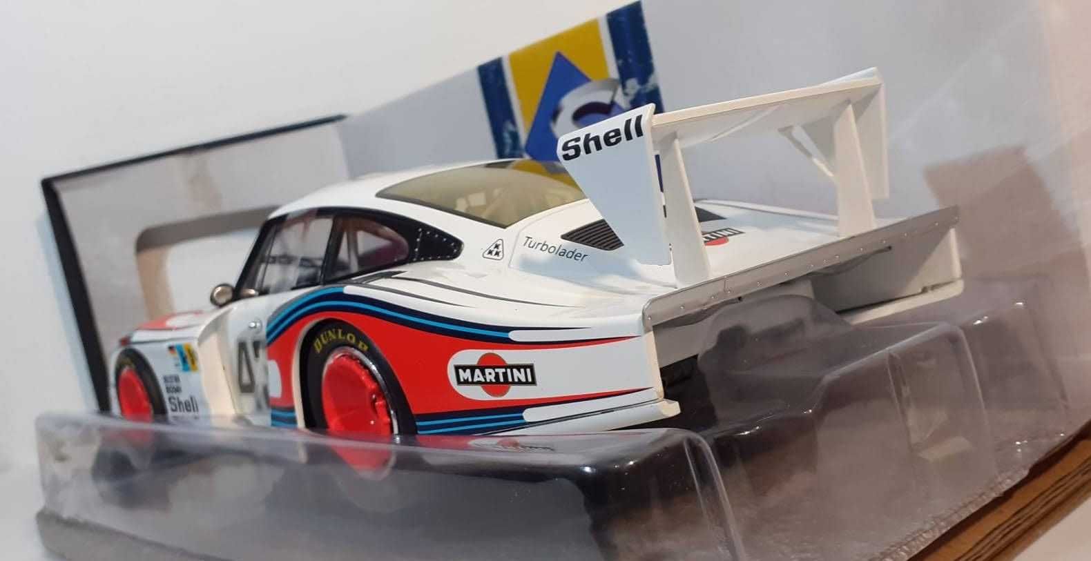 1/18 Porsche 935 Mobydick  Martini - Solido