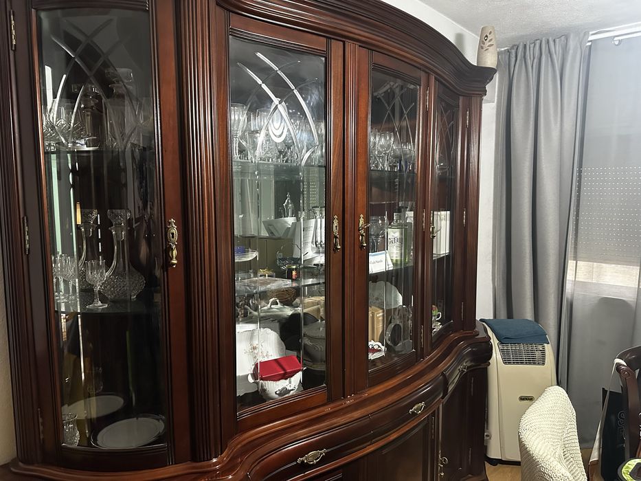 Movél de sala antigo em otimo estado