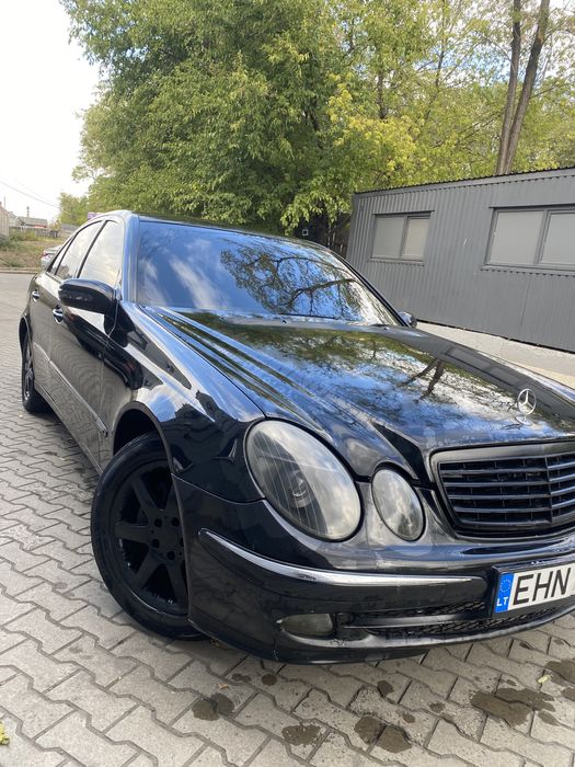 Мерседес w211 2.2 cdi