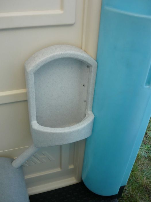 Toaleta  wc  kabina przenośna